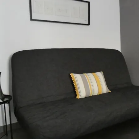Tsaldari Street Apartment